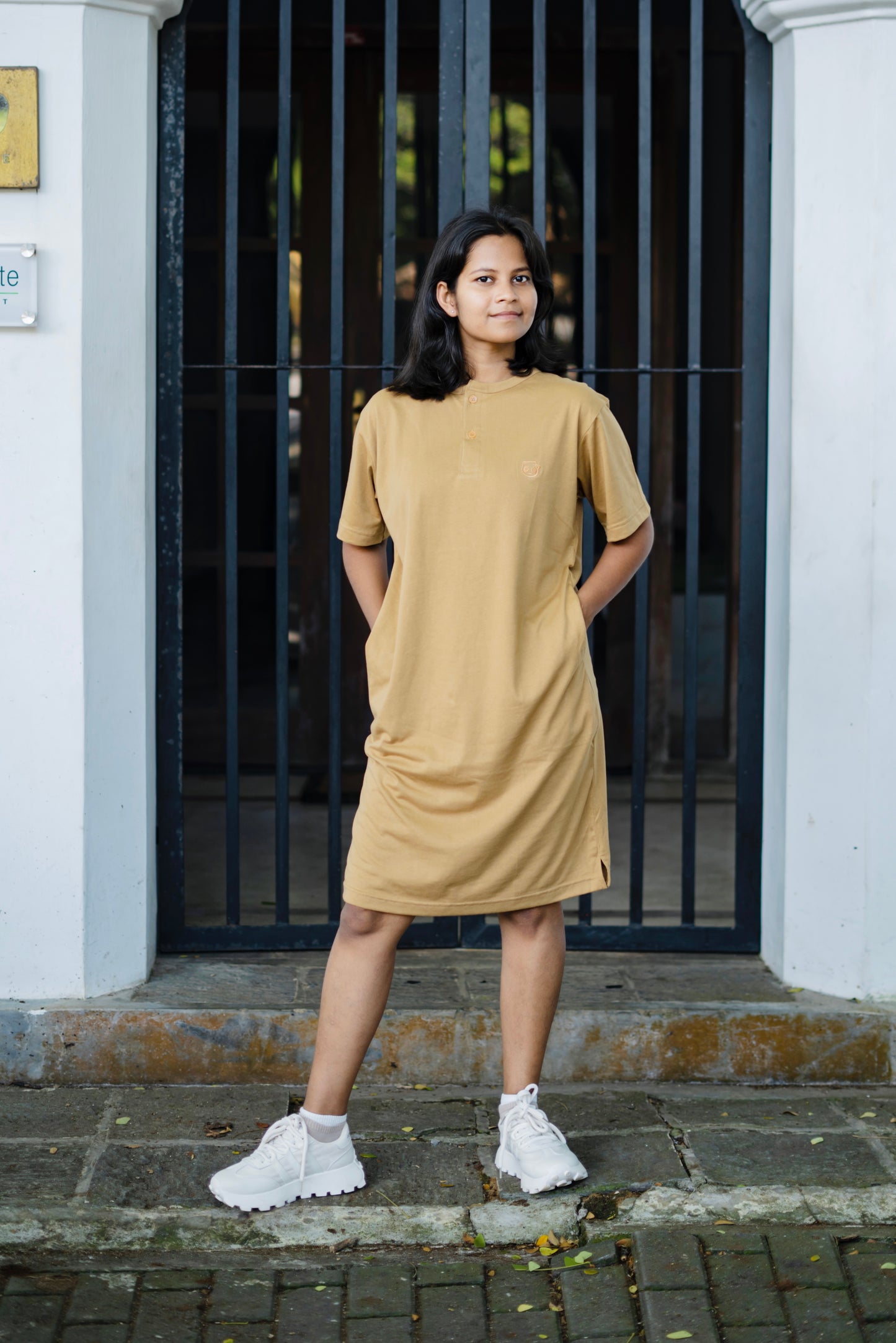 Relax Henley-neck Long T-shirt Dress (Oversize)