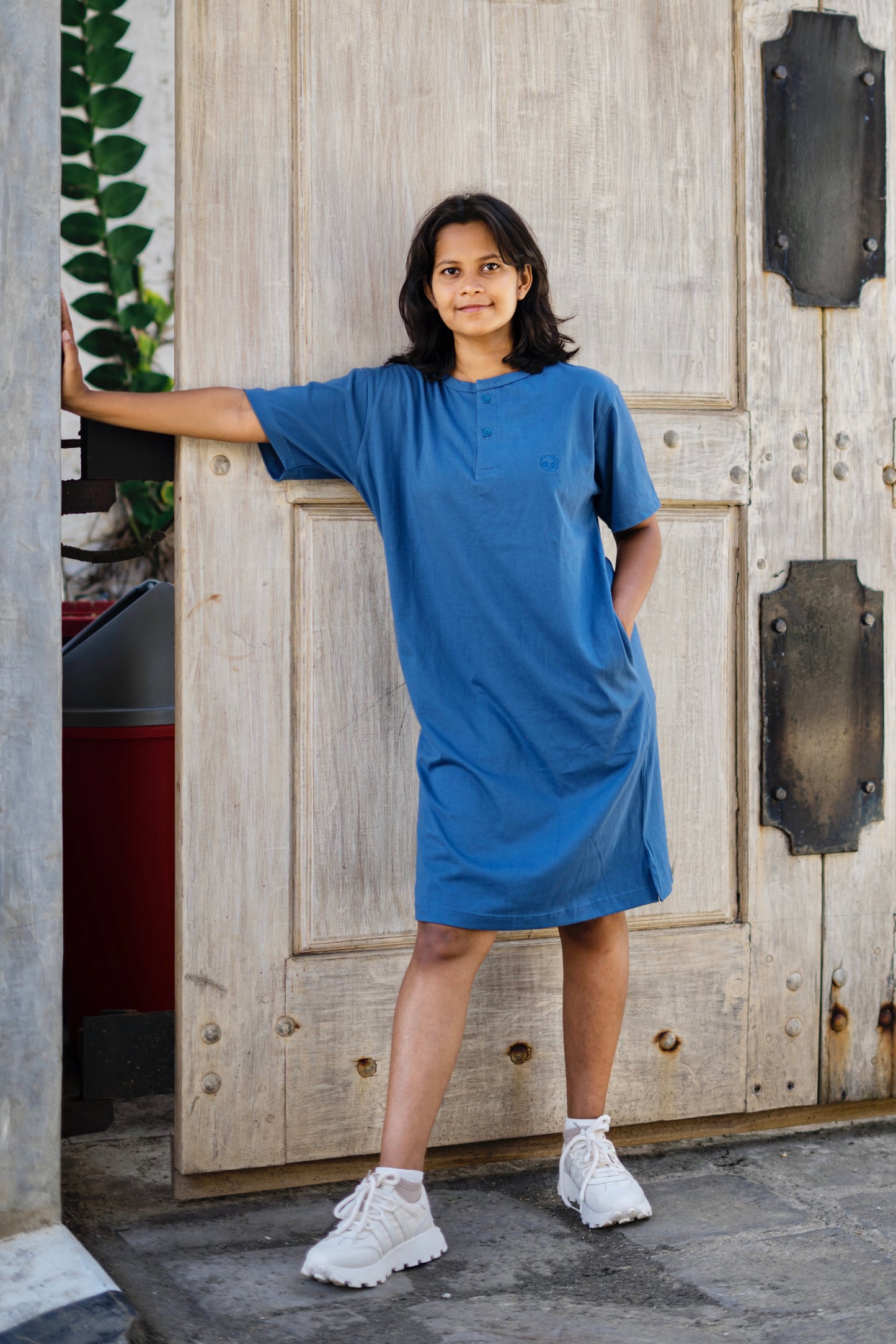 Relax Henley-neck Long T-shirt Dress (Oversize)