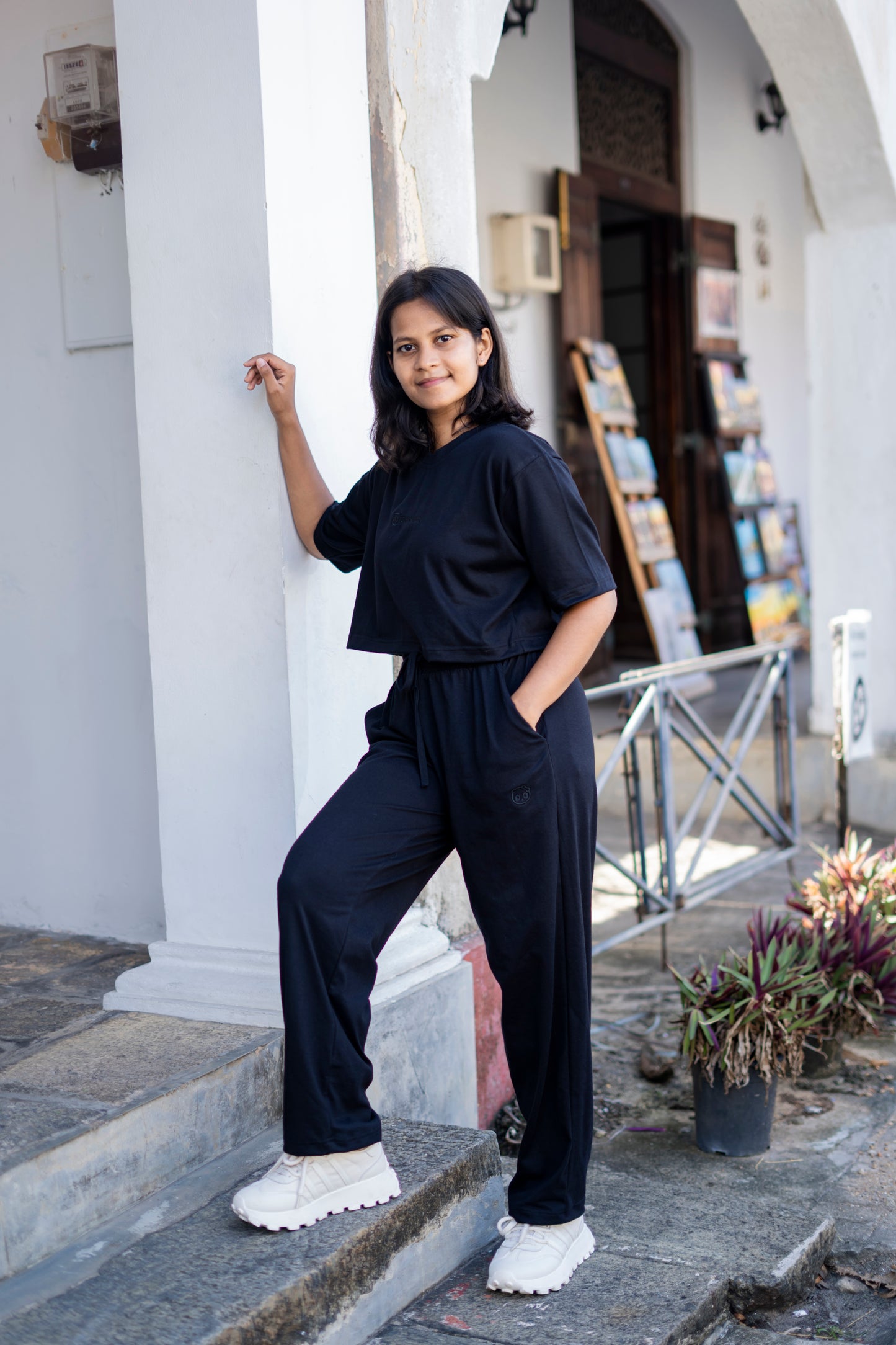 Relax Crop-Top & Jogger Pant Duo (Oversize) - New