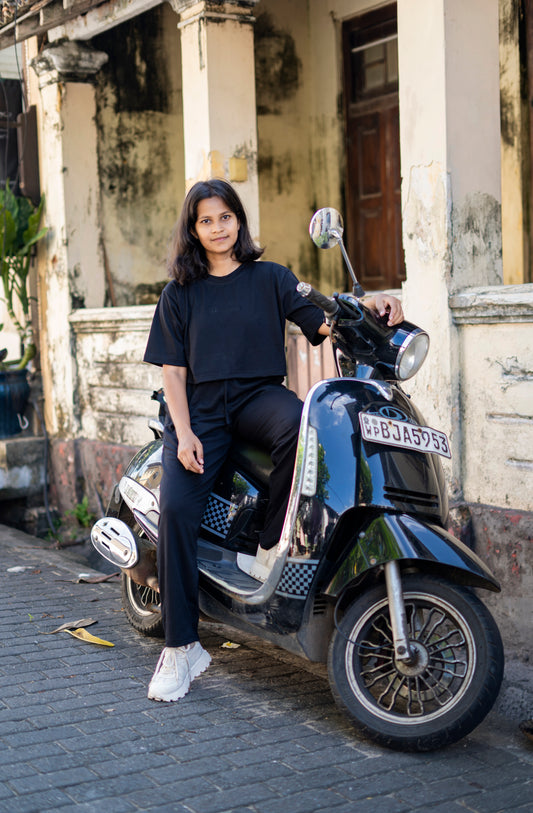 Relax Crop-Top & Jogger Pant Duo (Oversize) - New